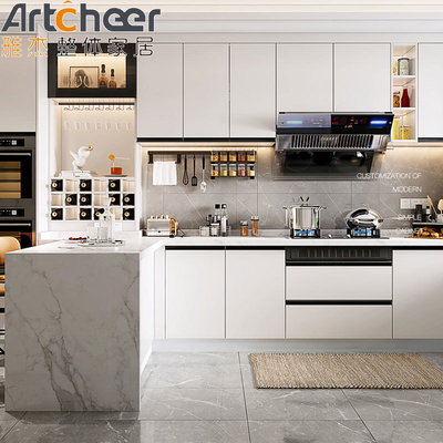 acheter Couleur blanche U forme armoire de cuisine Matériau WPC Taille personnalisée pour la maison moderne fabrication en ligne